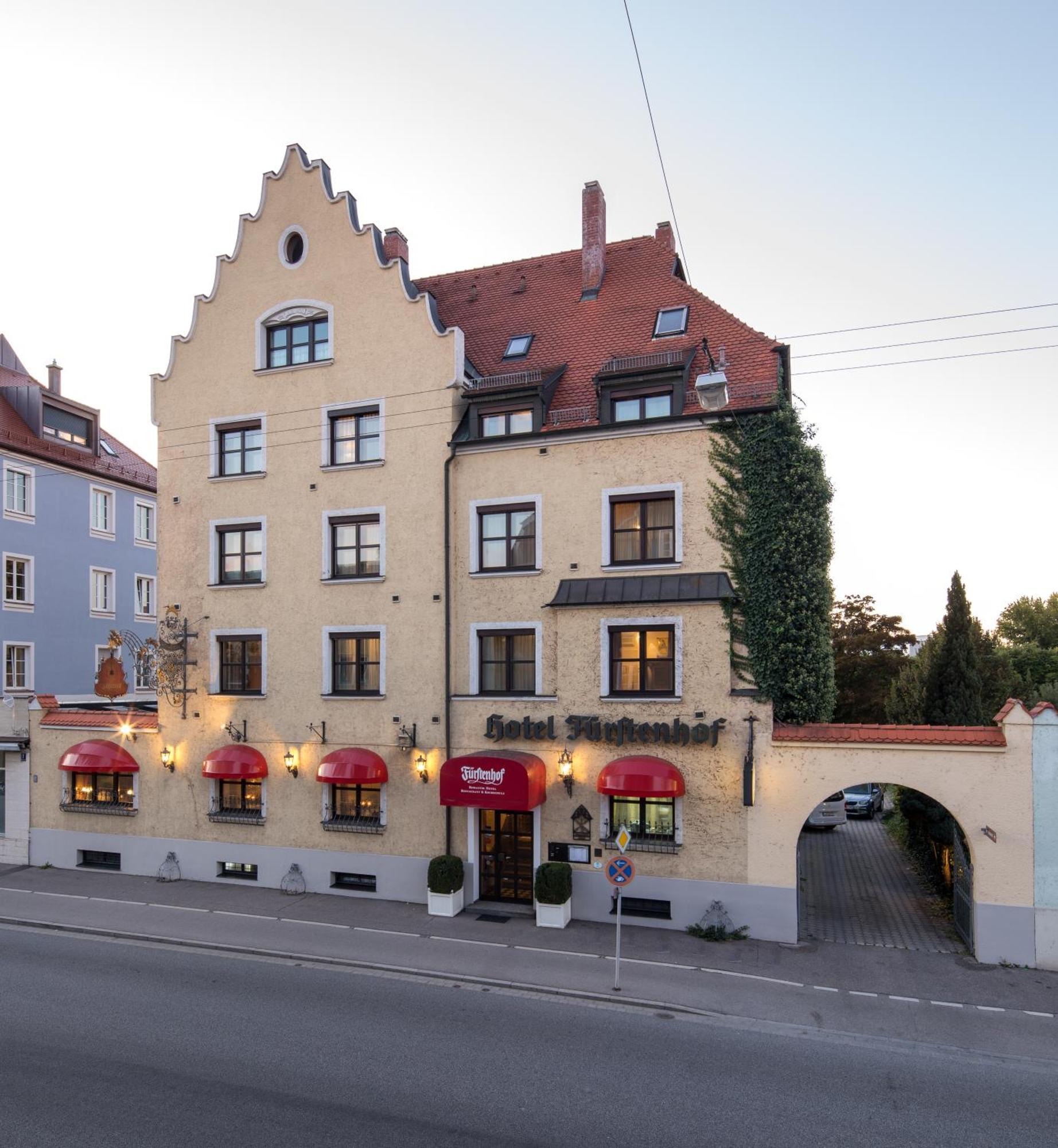 Romantik Hotel Fuerstenhof Landshut Eksteriør billede